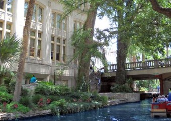 The Drury Plaza Hotel Riverwalk